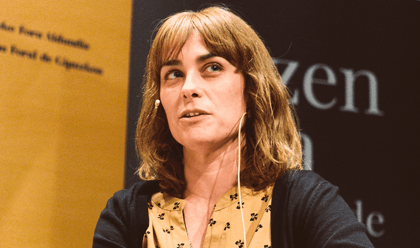 portræt af Sara Mesa
