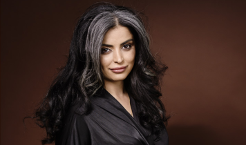 portræt af Sara Omar